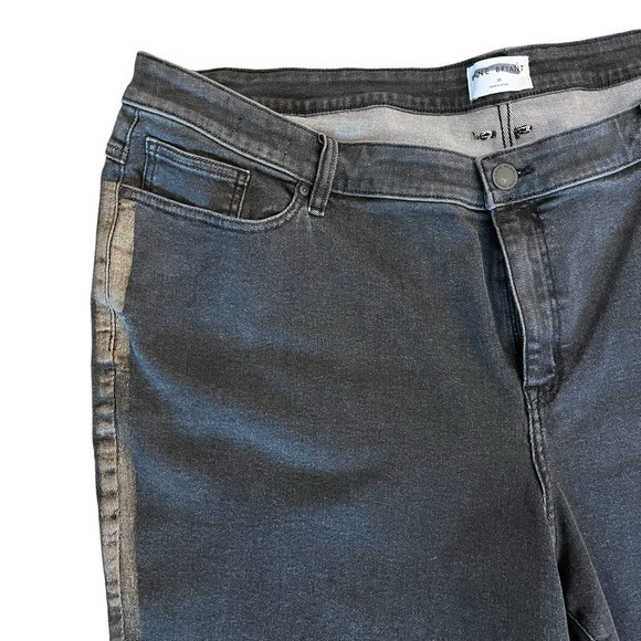 Lane Bryant Black Denim Jeans Flex Magic Signature Fit Mid Rise Skinny New 28 - Picture 3 of 12